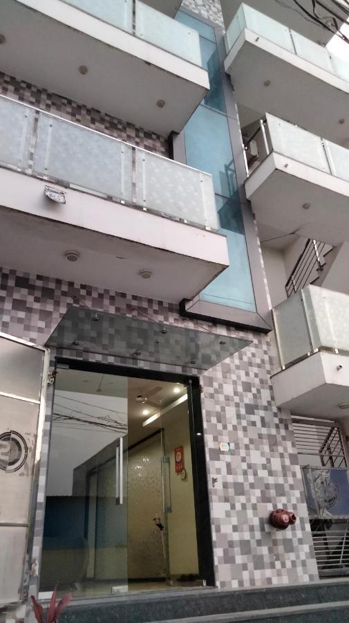 S.R. Residency Hotel Zirakpur Exterior photo