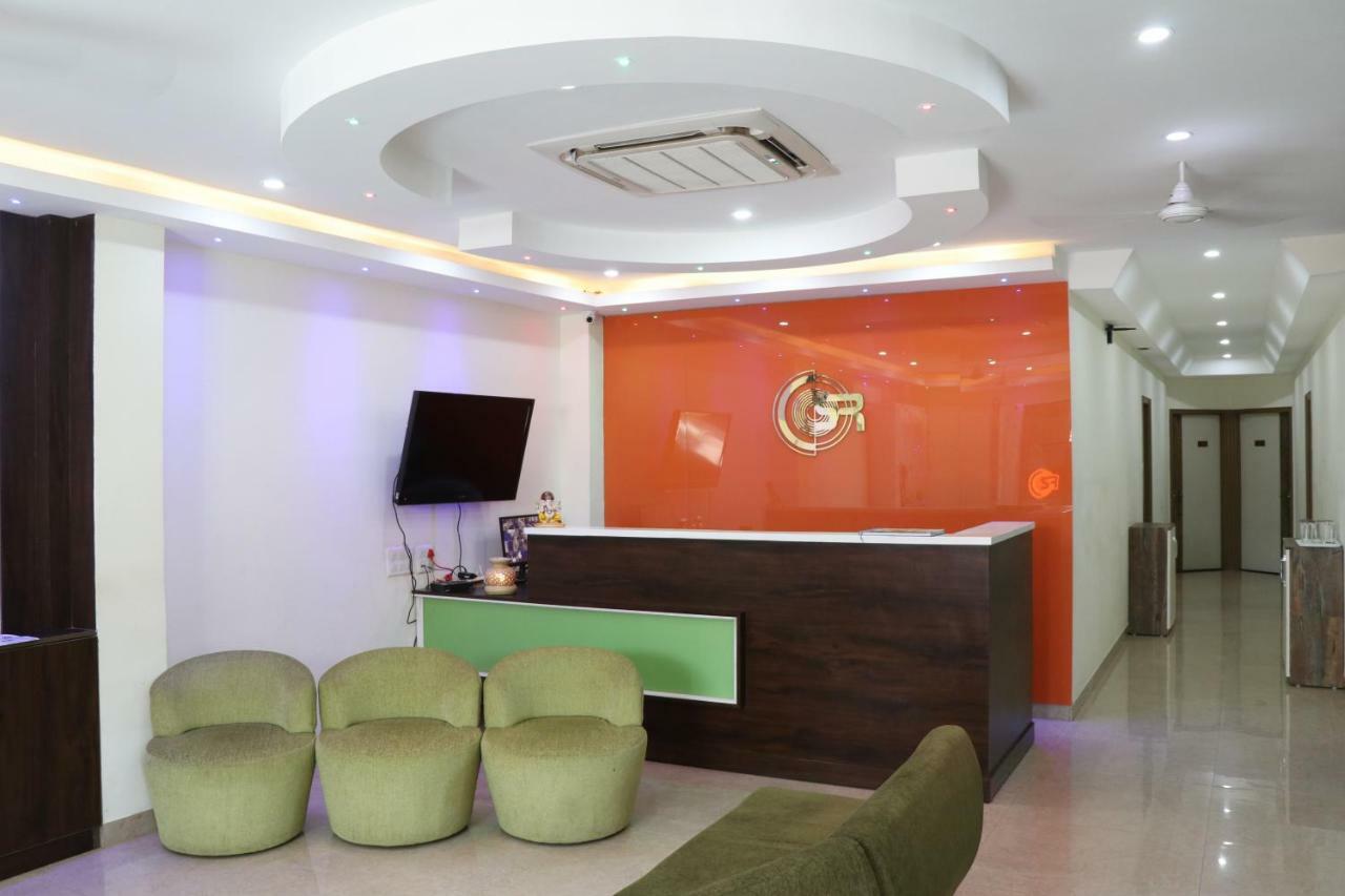 S.R. Residency Hotel Zirakpur Exterior photo